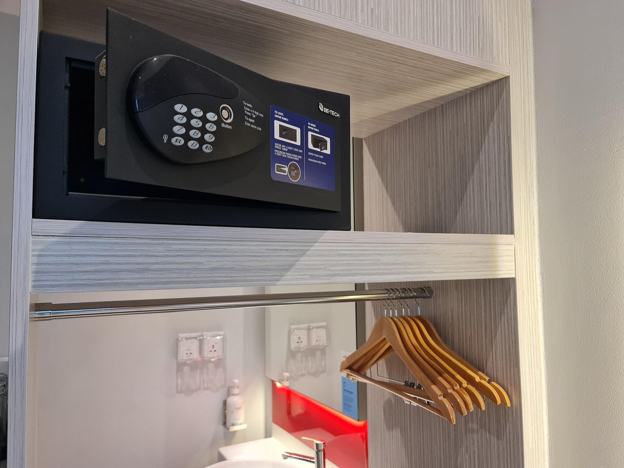 Holiday Inn Express & Suites Johor Bahru By Ihg Zewnętrze zdjęcie